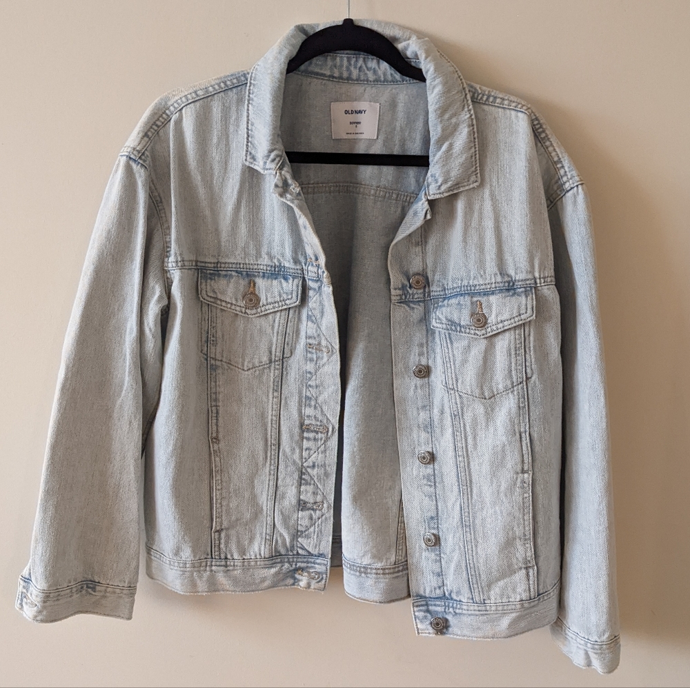 Old Navy Oversized Boyfriend Denim Jacket